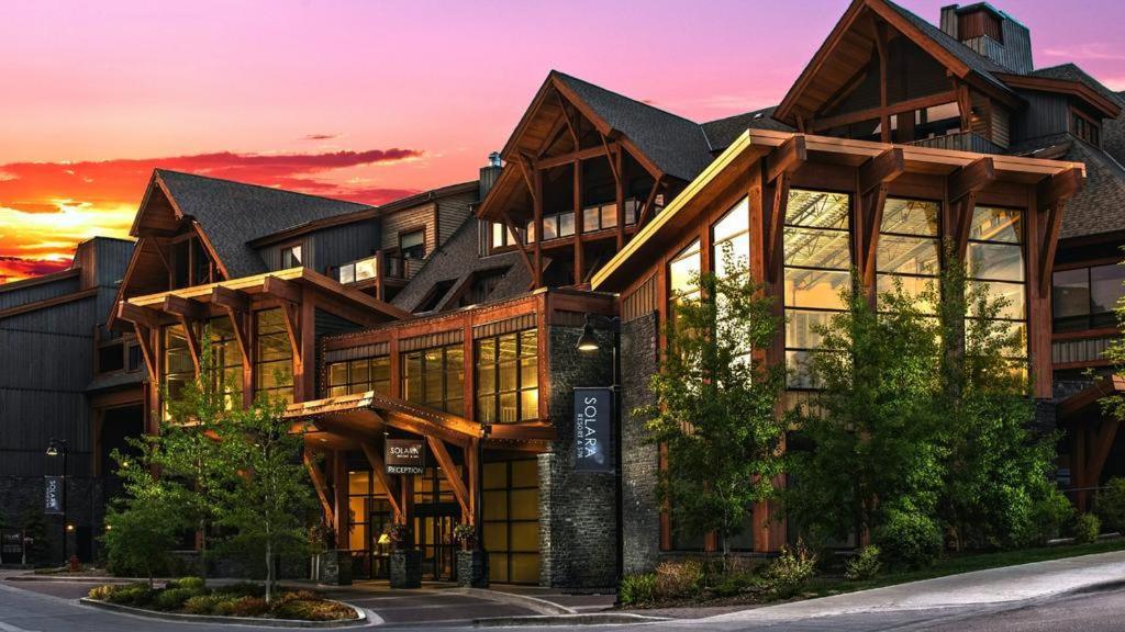 Apartment Adventurer's Escape~ Mountain Luxury Canmore